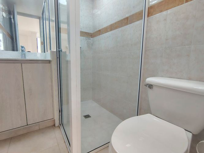 Apartamento de 2 alcobas en arriendo en El Poblado, Medellín, 87 m² · foto 17 de 17