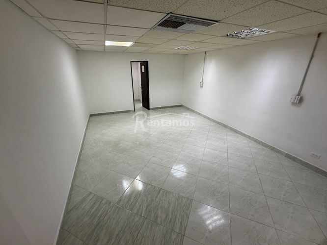 Local en venta en La Candelaria, Medellín, 108 m² · foto 14 de 23