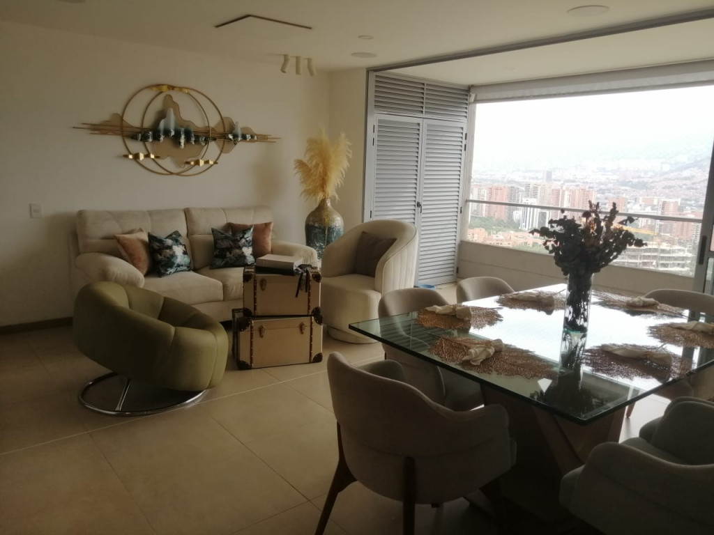 Apartamento en venta en El Poblado, Medellín [No disponible] 4