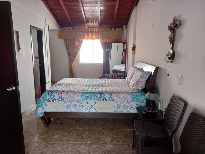 Casa de 4 alcobas en venta en El Bosque, Floridablanca, 122 m² · foto 9 de 19
