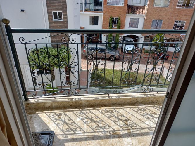 Casa de 4 alcobas en venta en El Bosque, Floridablanca, 122 m² · foto 10 de 19