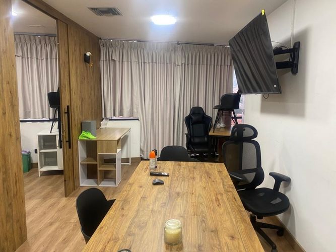 Oficina en arriendo en El Poblado, Medellín, 53 m² · foto 4 de 10