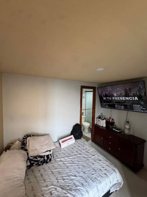 Apartamento de 3 alcobas en venta en Vía Las Palmas, Medellín, 60 m² · foto 3 de 21