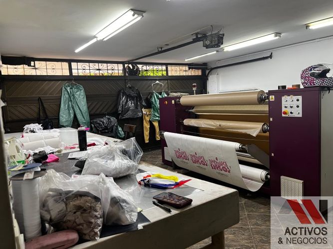 Casa de 5 alcobas en venta en Belén, Medellín, 750 m² · foto 9 de 18