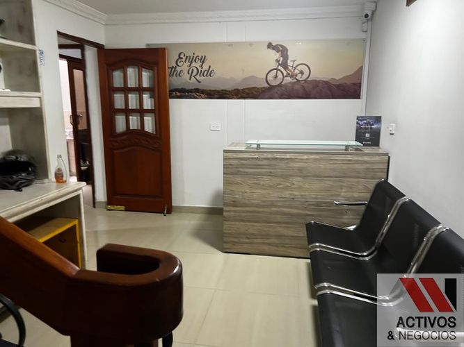 Casa de 5 alcobas en venta en Belén, Medellín, 750 m² · foto 10 de 18