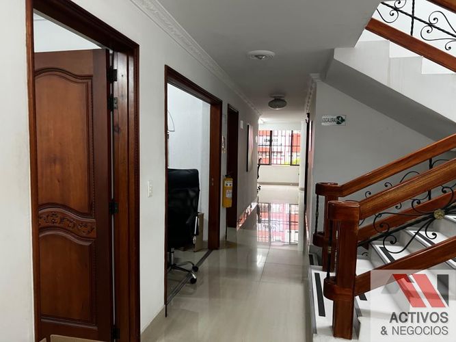 Casa de 5 alcobas en venta en Belén, Medellín, 750 m² · foto 14 de 18
