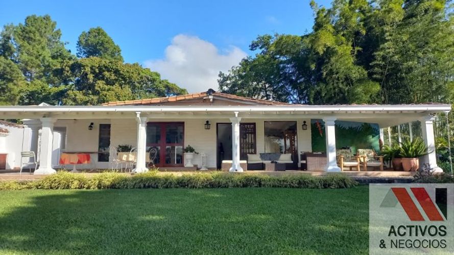 Casa de 5 alcobas en arriendo en El Capiro, Rionegro · foto 5 de 24