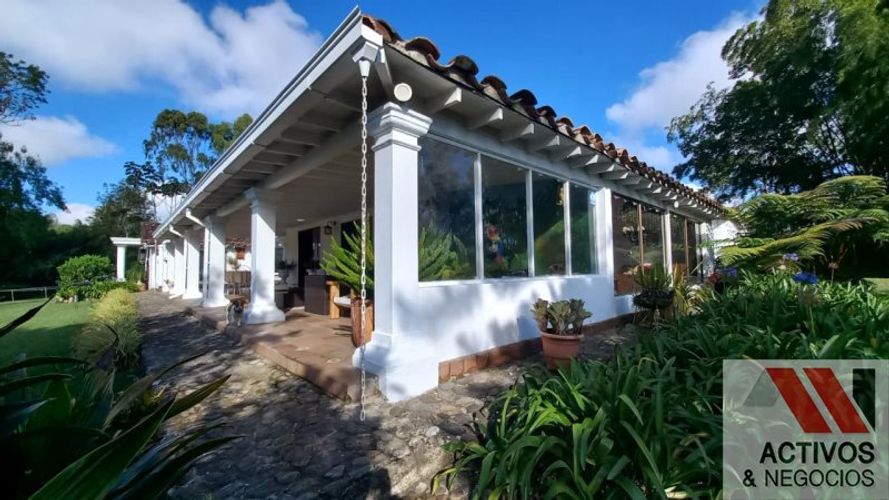 Casa de 5 alcobas en arriendo en El Capiro, Rionegro · foto 7 de 24