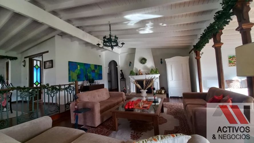 Casa de 5 alcobas en arriendo en El Capiro, Rionegro · foto 9 de 24