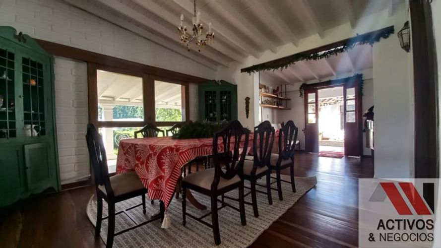 Casa de 5 alcobas en arriendo en El Capiro, Rionegro · foto 10 de 24