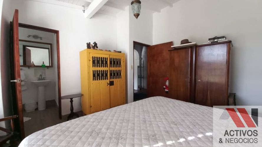 Casa de 5 alcobas en arriendo en El Capiro, Rionegro · foto 19 de 24