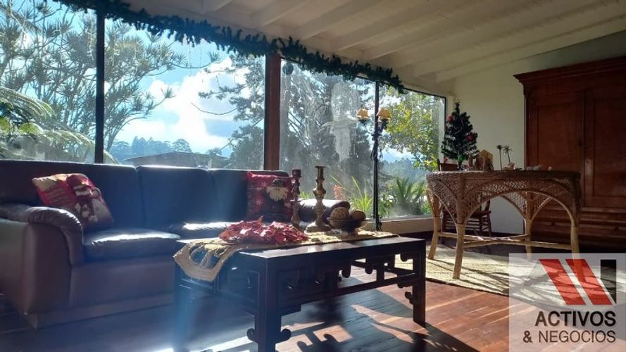 Casa de 5 alcobas en arriendo en El Capiro, Rionegro · foto 21 de 24