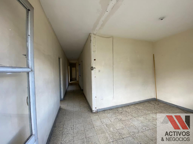 Edificio en venta en Los Angeles, Medellín, 524 m² · foto 9 de 22