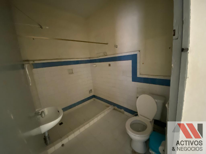 Edificio en venta en Los Angeles, Medellín, 524 m² · foto 17 de 22