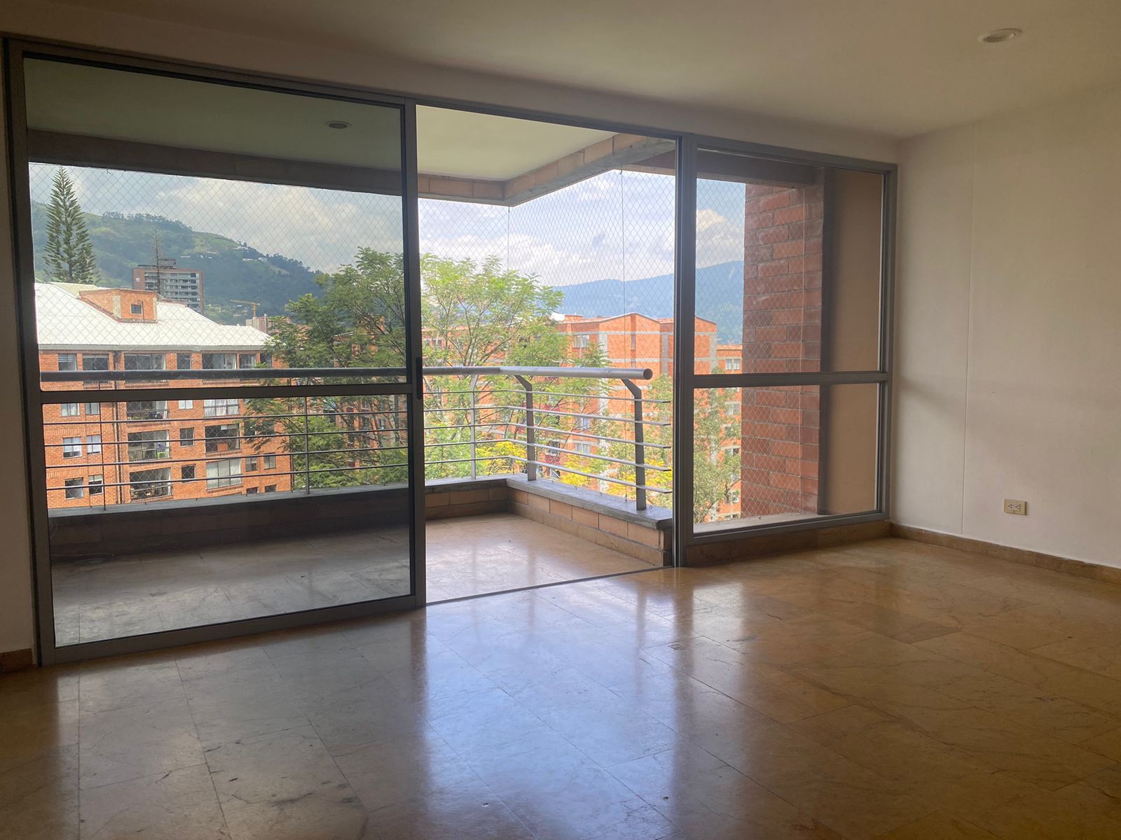Apartamento en arriendo en Las Vegas, Envigado · foto 9 de 18