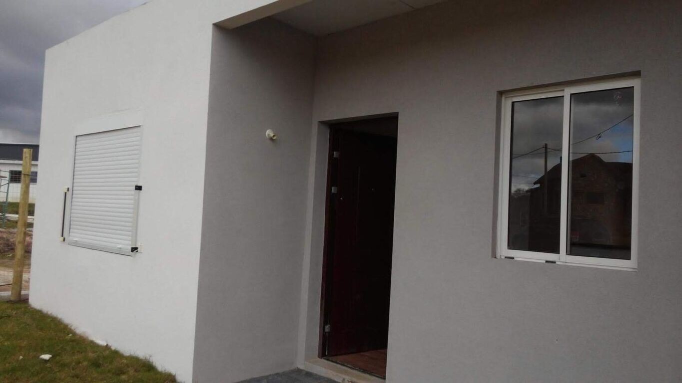 Oportunidad!! Venta 2 Dormitorios Jardin Cercado Barrio Lacrosse