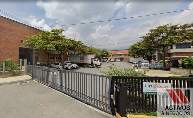 Bodega en arriendo en Las Vegas, Envigado, 640 m² · foto 4 de 4