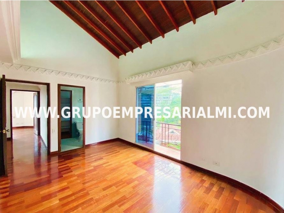 Apartaestudio en venta en El Poblado, Medellín 3