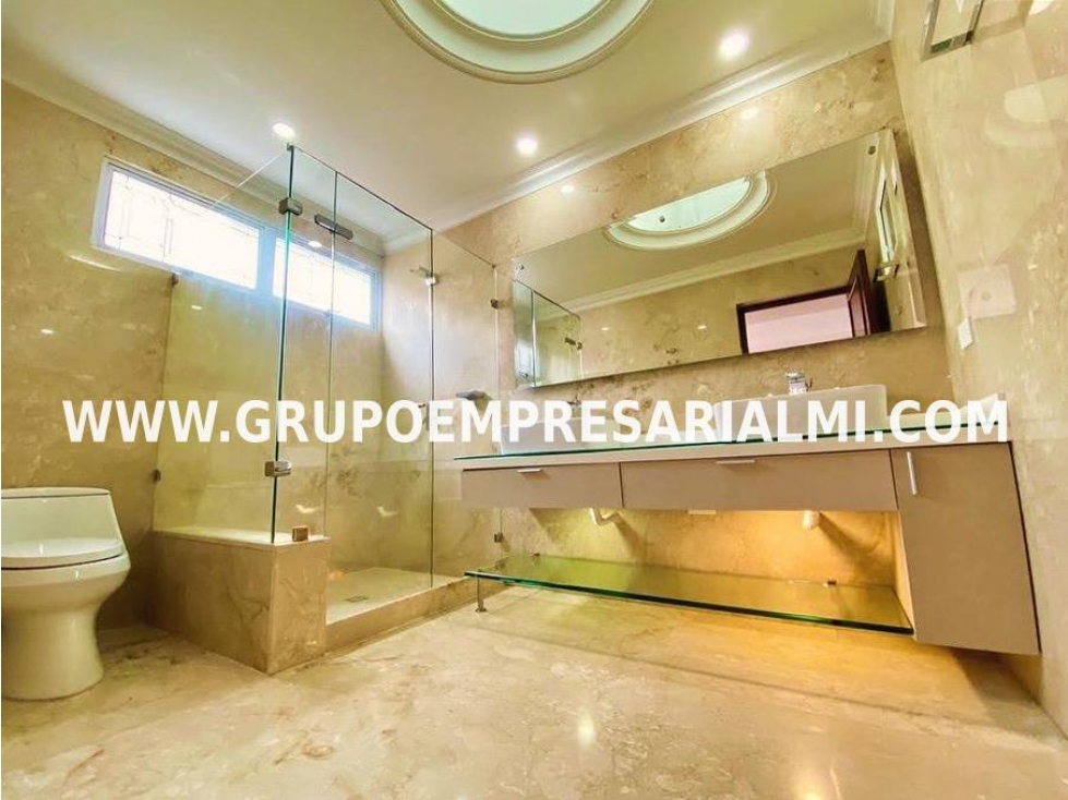 Apartaestudio en venta en El Poblado, Medellín 4