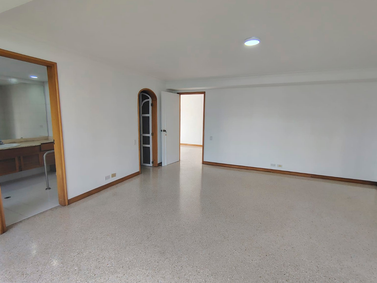 Apartamento en arriendo en El Poblado, Medellín · foto 12 de 19