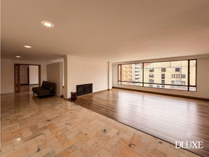 Apartamento en venta en Chico Norte, Bogotá · foto 2 de 24