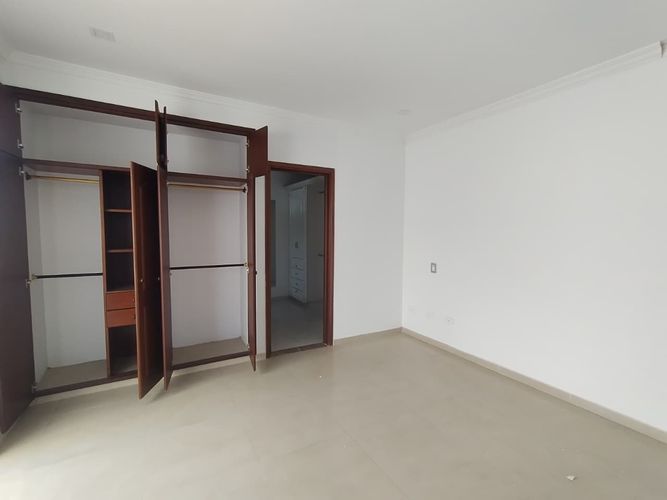 Casa de 4 alcobas en venta en Cañasgordas, Cali, 365 m² · foto 16 de 24