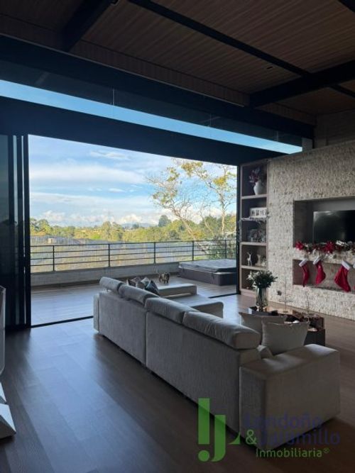 Finca en arriendo en El Carmen De Viboral, El Carmen de Viboral, 5500 m² · foto 4 de 20