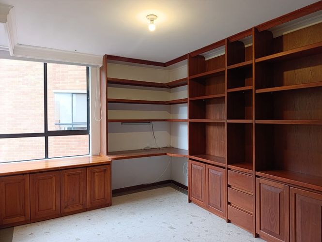 Apartamento de 3 alcobas en arriendo en El Poblado, Medellín, 138 m² · foto 6 de 15