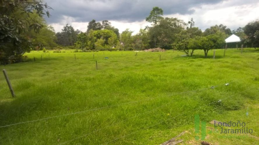 Finca en venta en Llano Grande, Rionegro, 27105 m² · foto 2 de 17