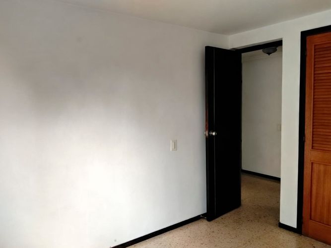 Apartamento de 3 alcobas en venta en El Poblado, Medellín, 112 m² · foto 14 de 18