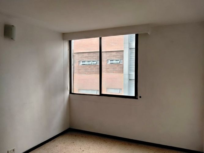 Apartamento de 3 alcobas en venta en El Poblado, Medellín, 112 m² · foto 13 de 18