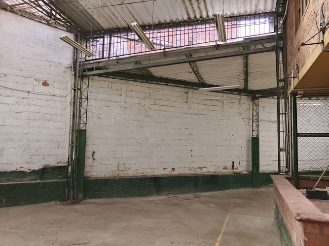 Bodega en venta en Belén, Medellín, 350 m² · foto 13 de 20