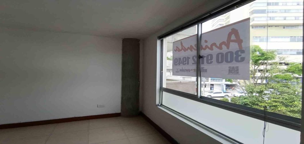 Oficina en arriendo en Avenida Santander, Manizales, 35 m² · foto 4 de 22