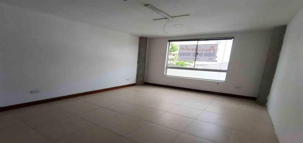 Oficina en arriendo en Avenida Santander, Manizales, 35 m² · foto 22 de 22