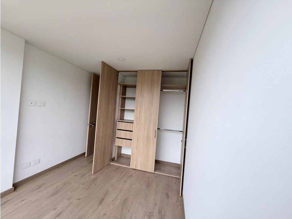 Apartamento en venta en Quinta Paredes, Bogotá · foto 19 de 20