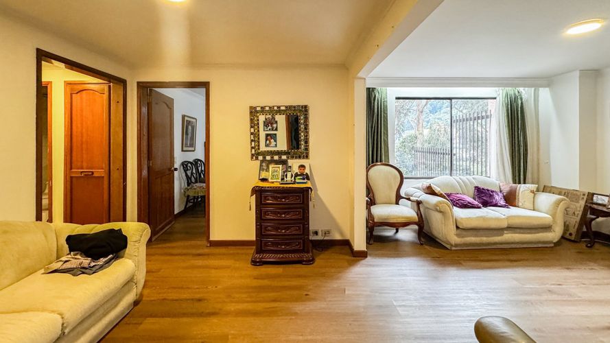 Apartamento de 3 alcobas en venta en El Refugio I, Bogotá, 150 m² · foto 9 de 22