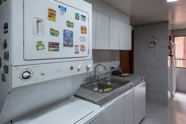 Apartamento de 3 alcobas en venta en El Refugio I, Bogotá, 150 m² · foto 20 de 22
