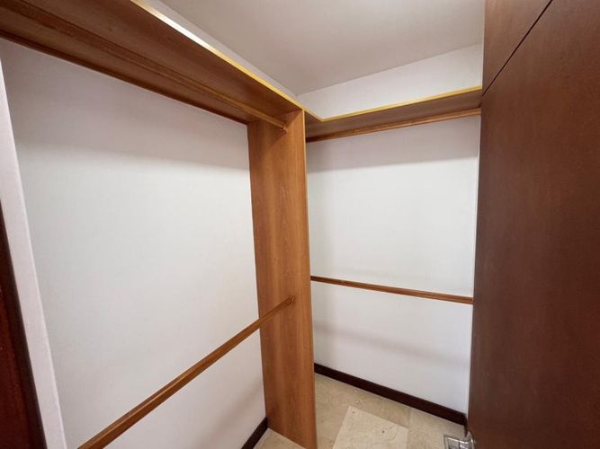Apartamento de 3 alcobas en arriendo en Los Balsos, Medellín, 144 m² · foto 12 de 16