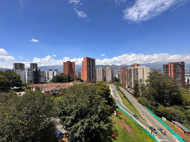 Apartamento de 3 alcobas en arriendo en Los Balsos, Medellín, 144 m² · foto 16 de 16