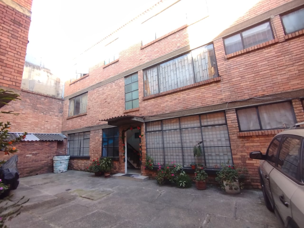 Apartamento en venta en Galerias, Bogotá · foto 2 de 24