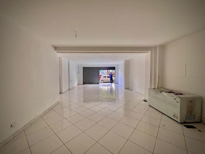 Local en arriendo en El Poblado, Medellín, 90 m² · foto 7 de 15