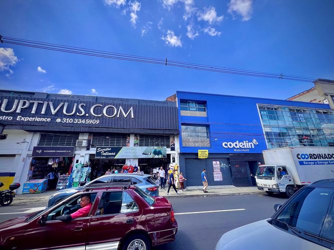 Local en arriendo en El Poblado, Medellín, 90 m² · foto 8 de 15