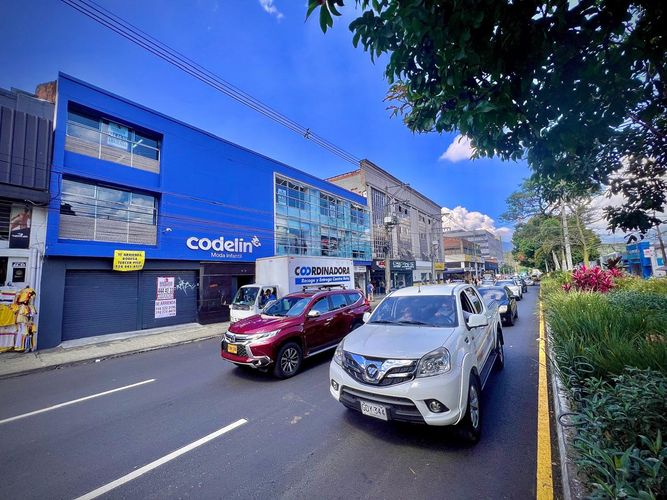 Local en arriendo en El Poblado, Medellín, 90 m² · foto 10 de 15