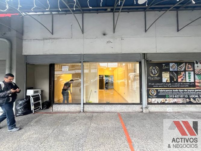Local en arriendo en El Poblado, Medellín, 44 m² · foto 5 de 12