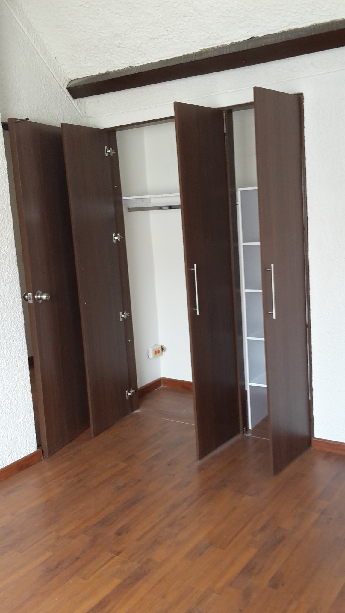 Casa en venta en Villa Del Prado, Bogotá · foto 2 de 16