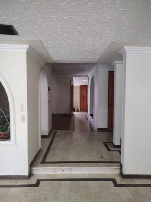 Casa de 3 alcobas en venta en El Contador, Bogotá, 240 m² · foto 6 de 20
