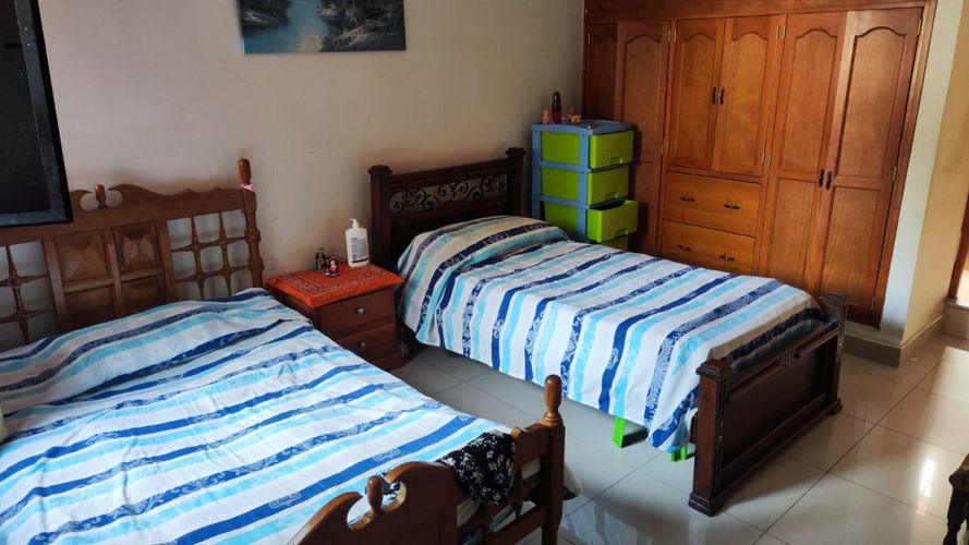 Casa de 3 alcobas en venta en Estadio, Medellín, 108 m² · foto 11 de 15