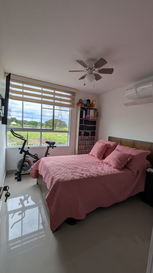 Apartamento de 3 alcobas en venta en Cr. Los Naranjos, Jamundí, 119 m² · foto 11 de 20