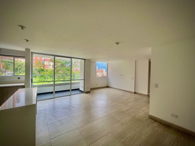 Apartamento de 2 alcobas en venta en La Doctora, Sabaneta, 78 m² · foto 2 de 11