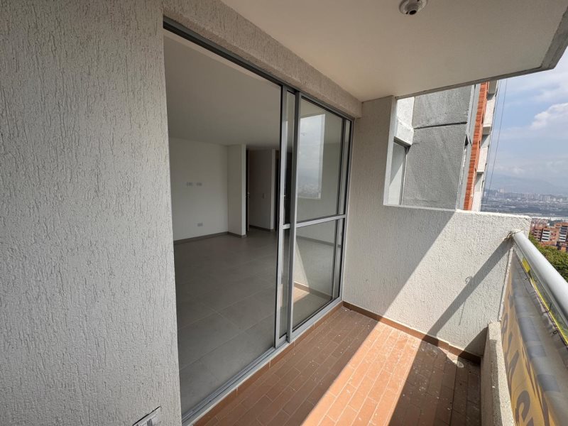 Apartamento en venta en La Cuenca, Envigado · foto 4 de 11